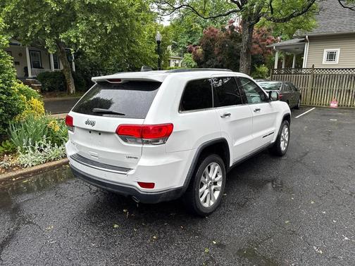 Bright White Clearcoat 2017 Jeep Grand Cherokee Limited