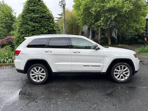 Bright White Clearcoat 2017 Jeep Grand Cherokee Limited