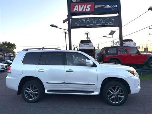 2014 Lexus LX 570 Base