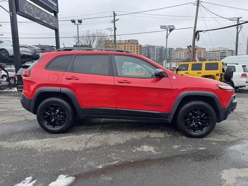2017 Jeep Cherokee Trailhawk
