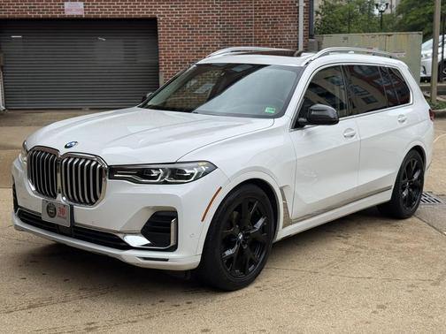 2021 BMW X7 xDrive40i