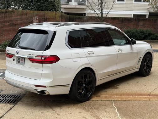 2021 BMW X7 xDrive40i