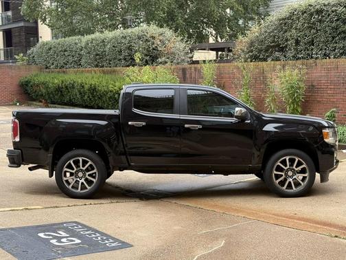 2021 GMC Canyon Denali