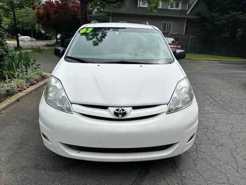 2007 Toyota Sienna LE