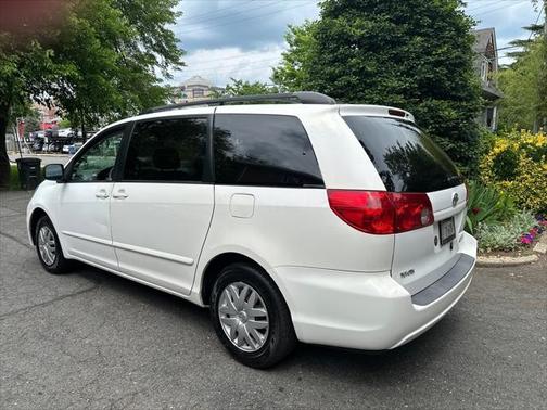 2007 Toyota Sienna LE