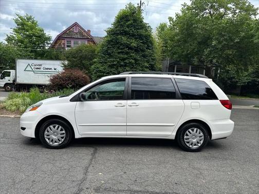 2007 Toyota Sienna LE