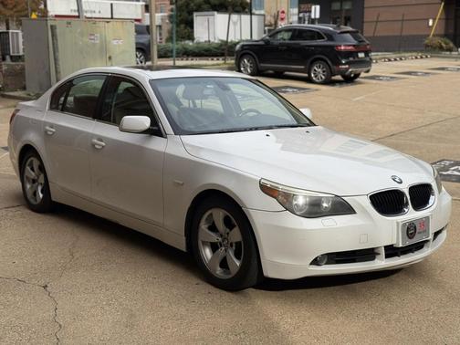 2005 BMW 525 525i Sedan RWD