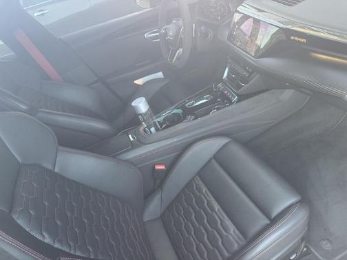 2022 Audi RS e-tron GT quattro