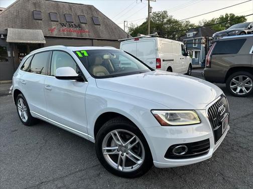 2017 Audi Q5 2.0T Premium Plus