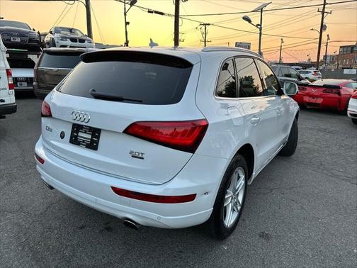 2017 Audi Q5 2.0T Premium Plus