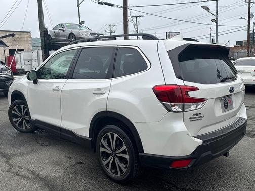 Crystal White Pearl 2020 Subaru Forester Limited
