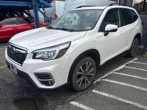 Crystal White Pearl 2020 Subaru Forester Limited