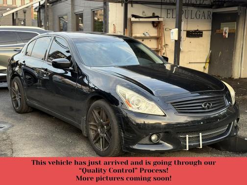 2013 INFINITI G37 Journey