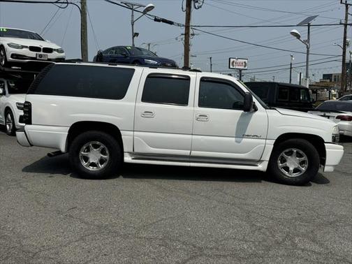 2003 GMC Yukon XL Denali