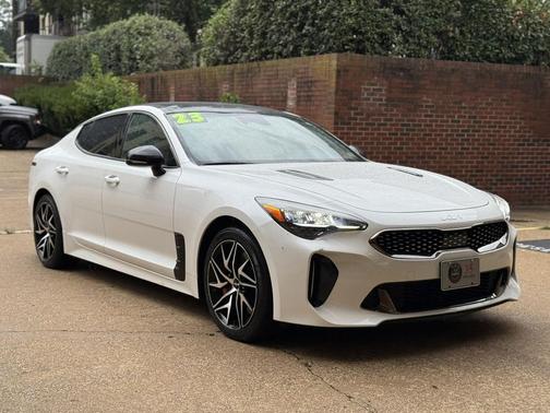 2023 Kia Stinger GT-Line