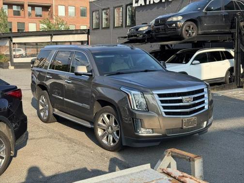 2016 Cadillac Escalade Luxury