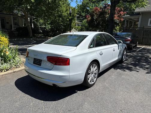 Glacier White Metallic 2013 Audi A8 L 3.0T