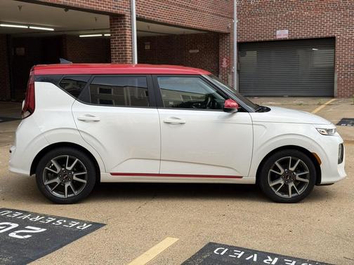 2020 Kia Soul GT-Line