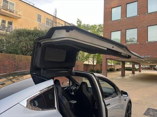 2018 Tesla Model X P100D