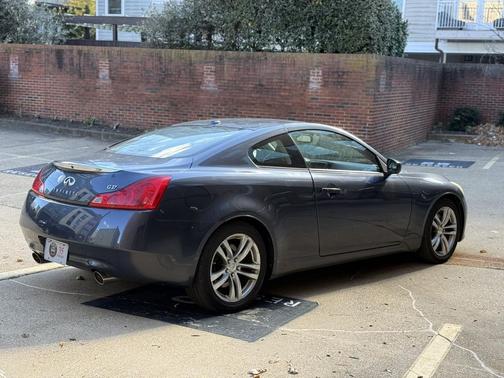 2009 INFINITI G37 Journey