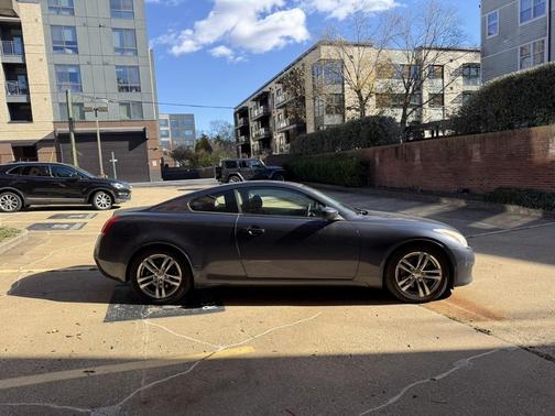 2009 INFINITI G37 Journey