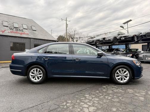 2018 Volkswagen Passat 2.0T S
