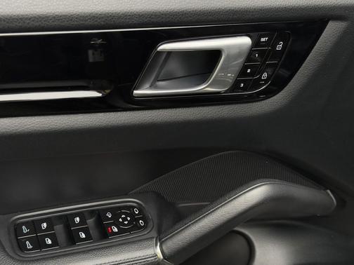 2020 Porsche Cayenne Cayenne