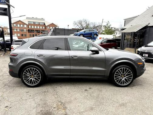 2020 Porsche Cayenne Cayenne