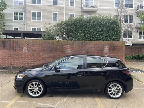 2013 Lexus CT 200h Hybrid