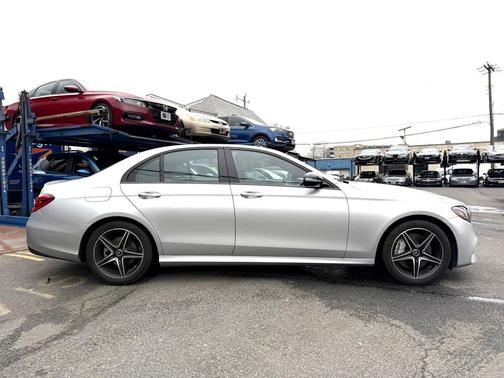 2018 Mercedes-Benz E-Class 4MATIC