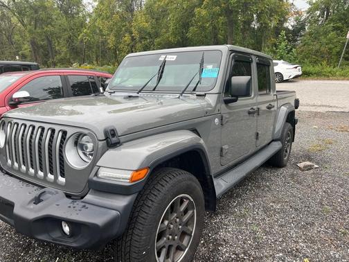 2021 Jeep Gladiator Overland