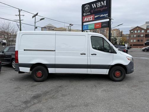 2019 Mercedes-Benz Sprinter 2500 Standard Roof