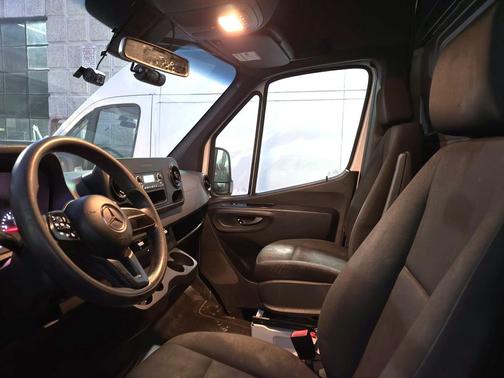 2020 Mercedes-Benz Sprinter 2500 High Roof