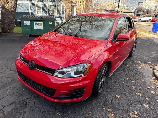 2017 Volkswagen Golf GTI 2.0T S 4-Door