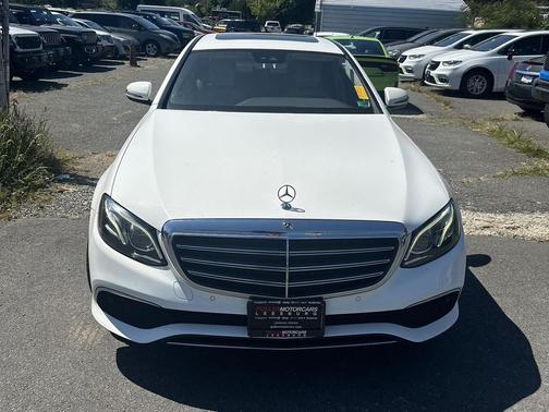 2017 Mercedes-Benz E-Class 4MATIC