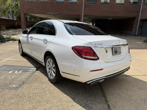 2017 Mercedes-Benz E-Class 4MATIC