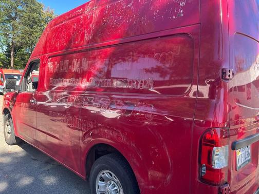 2012 Nissan NV Cargo 2500 SV