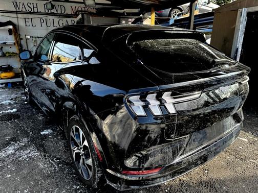 2021 Ford Mustang Mach-E Premium