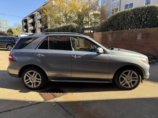 2015 Mercedes-Benz M-Class 4MATIC