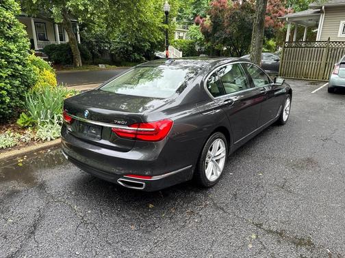 Dark Graphite Metallic 2018 BMW 750 i xDrive