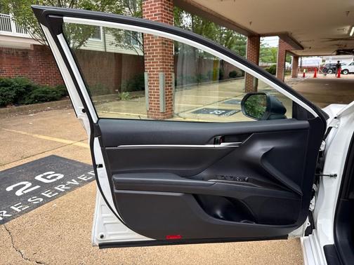 2022 Toyota Camry Nightshade Edition Hybrid