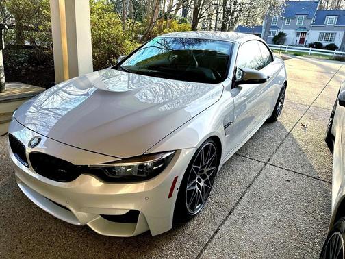 Mineral White Metallic 2018 BMW M4 Competition