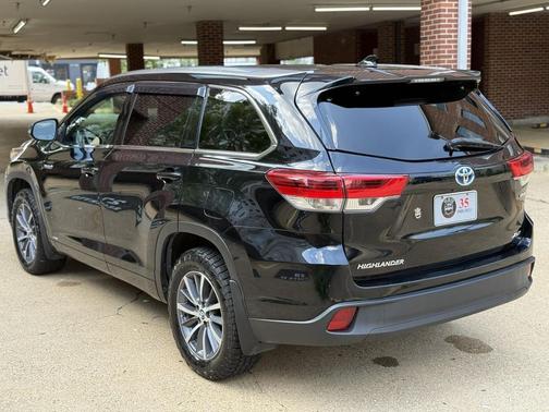 2017 Toyota Highlander Hybrid XLE