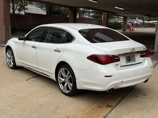 2017 INFINITI Q70L 3.7X