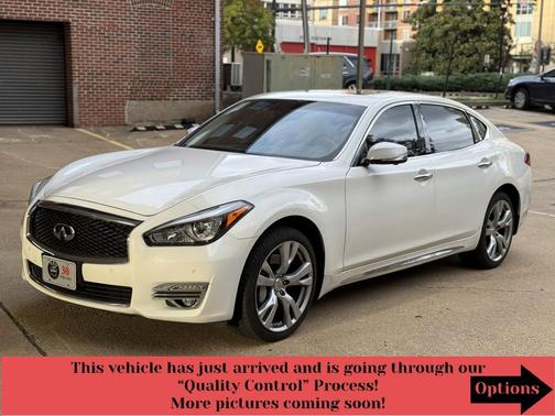 2017 INFINITI Q70L 3.7X