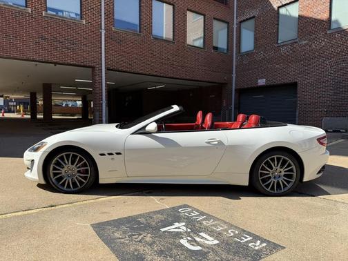 2014 Maserati GranTurismo Sport