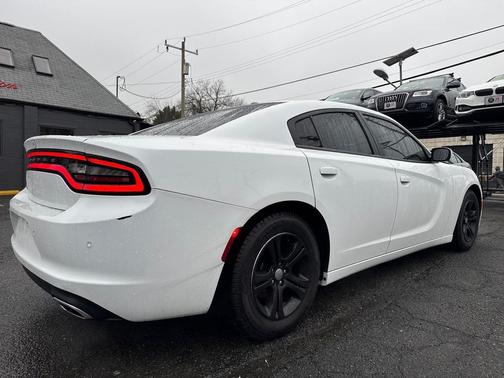 2019 Dodge Charger SXT