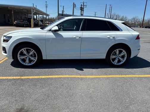 2019 Audi Q8 3.0T Premium Plus