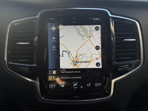 2016 Volvo XC90 T6 Momentum