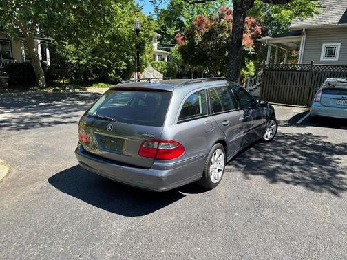 Flint Grey Metallic 2008 Mercedes-Benz E-Class 4MATIC